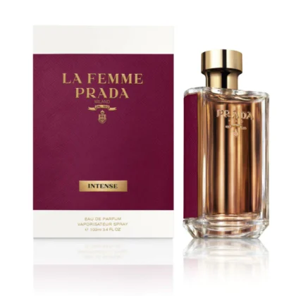 Prada La Femme Intense, perfume femenino elegante con notas florales, vainilla y pachulí envolvente.