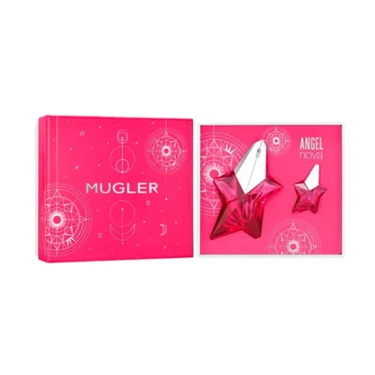 Angel Nova de Mugler, frambuesa y rosa sobre fondo amaderado. Una fragancia audaz y femenina que transforma sueños en realidad.