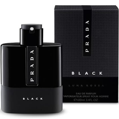 Descubre Luna Rossa Black de Prada, una fragancia masculina intensa con bergamota, ámbar y pachulí.