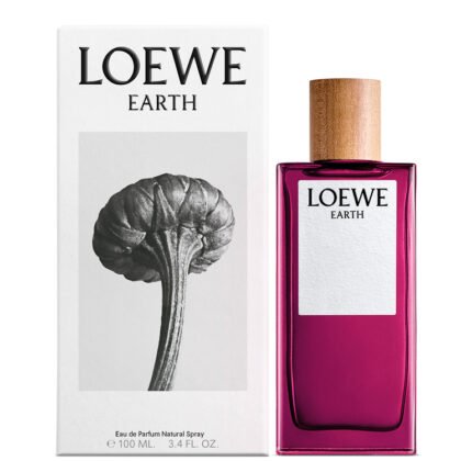 Earth de Loewe: una fragancia genderless con trufa, mimosa y sándalo que celebra la belleza natural y el equilibrio sensorial.