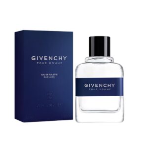 Blue Label: frescura cítrica y fondo amaderado. Elegancia relajada para el hombre moderno y seguro de sí mismo.