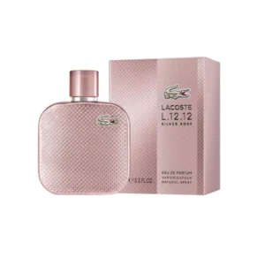 Lacoste Silver Rose: fragancia femenina con pomelo, rosa y cashmeran. Elegancia floral amaderada con acabado rosa metálico.