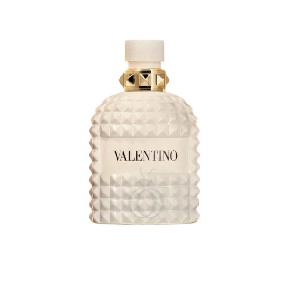 Aroma moderno y elegante. Valentino Uomo Born In Roma Ivory mezcla cítricos, vetiver y ámbar suave.