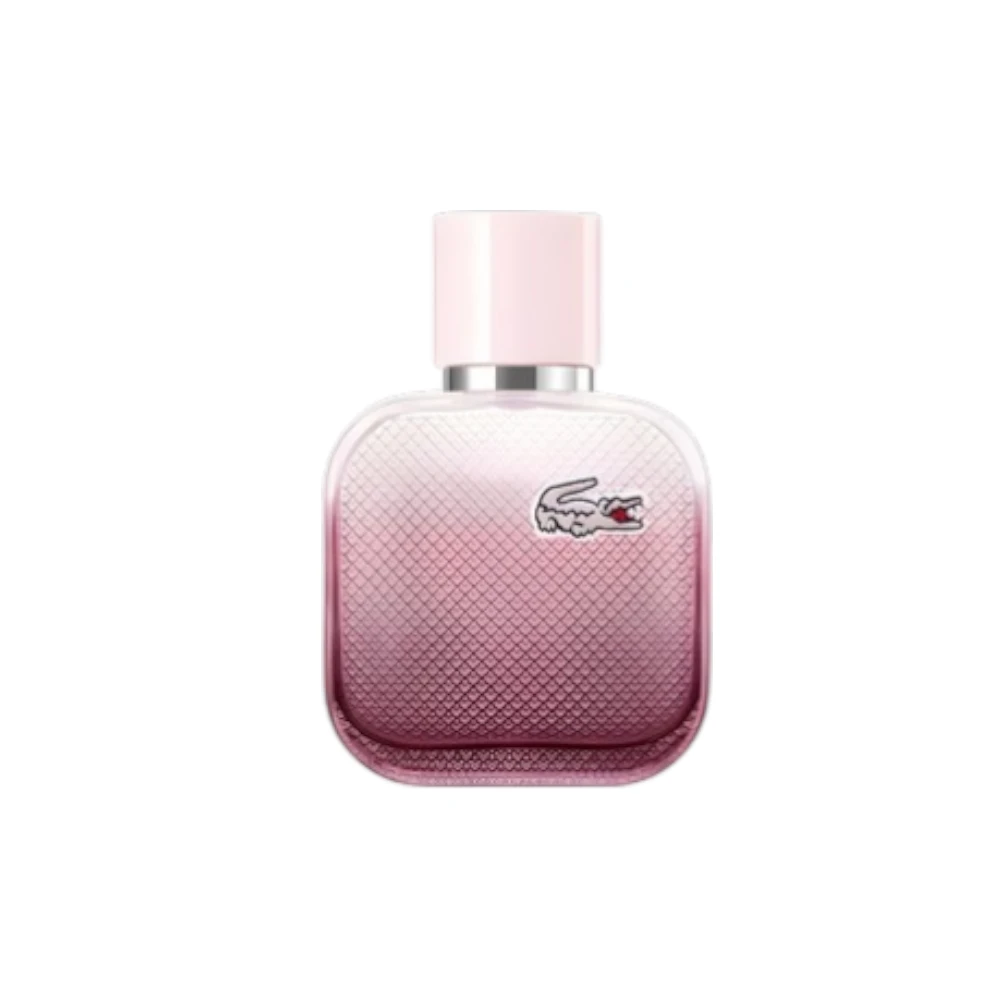 Perfume femenino con frescura frutal y corazón floral elegante